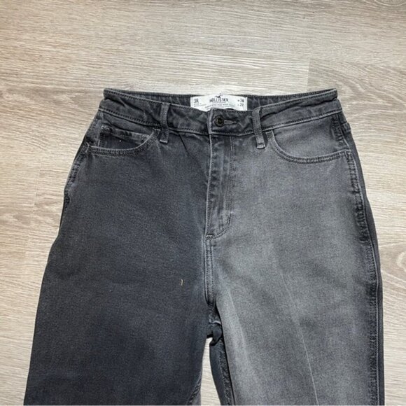 Hollister Two Tone High Rise Curvy Mom Jeans Size 3 - Picture 2 of 6